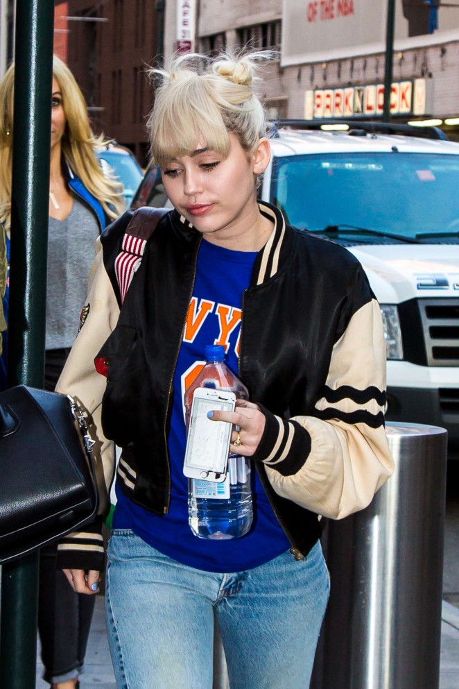 Miley Cyrus - leaving Madison Square Garden in NYC