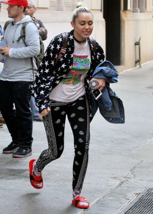 Miley Cyrus Leaving Woody Allen's office in New York City