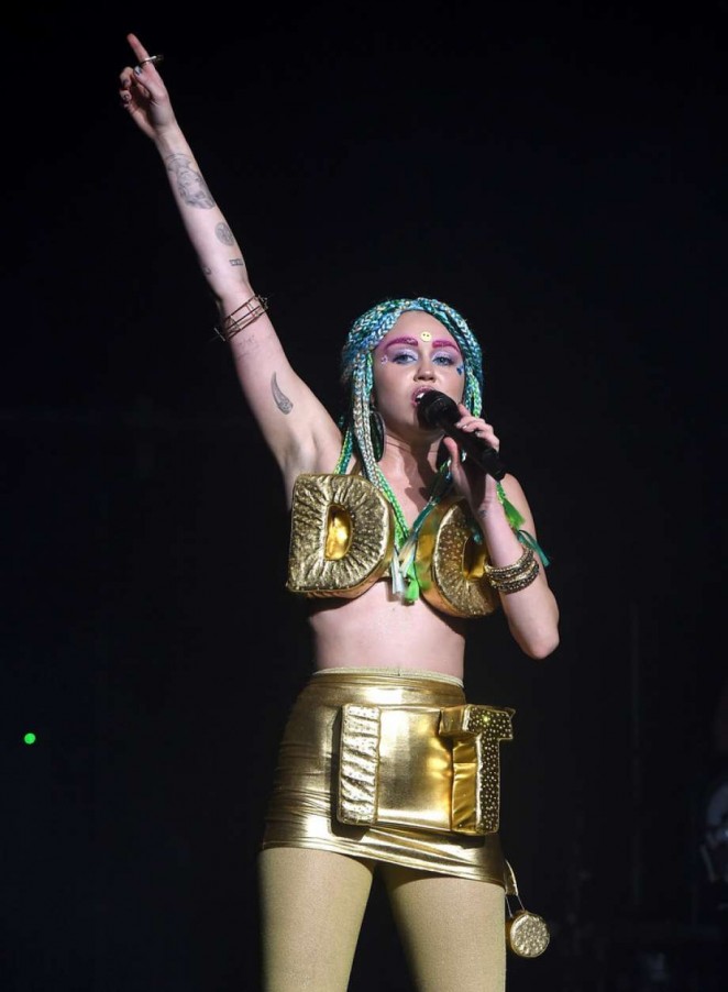 Miley Cyrus - Perform at the Wiltern Theatre