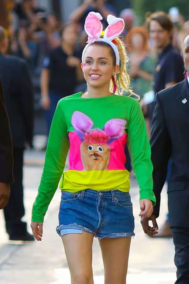 Miley Cyrus - Seen at Jimmy Kimmel Live in Los Angeles
