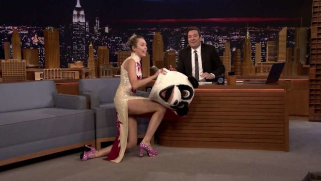 Miley Cyrus - The Tonight Show Starring Jimmy Fallon