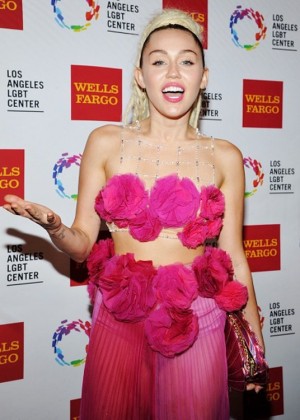 Miley Cyrus - Vanguard Awards 2015 in LA