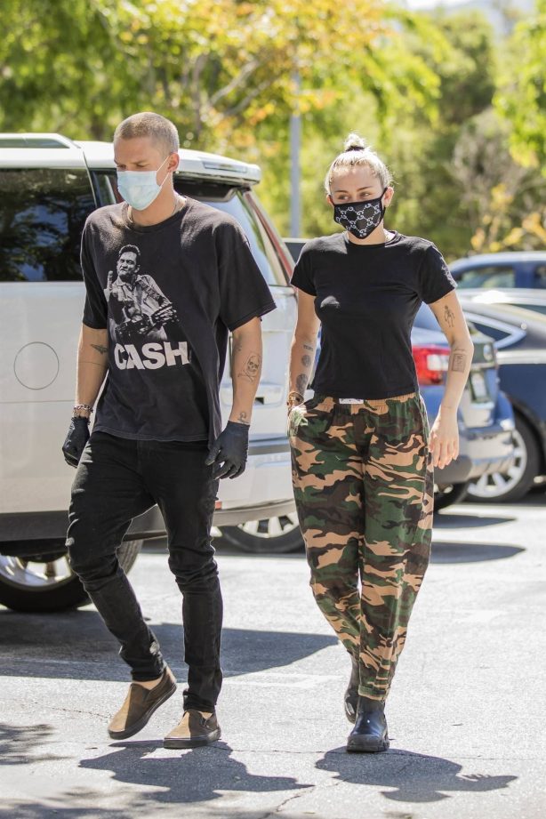 Miley Cyrus with Cody Simpson - Spotted at 10 Speed Coffee in Woodland Hills
