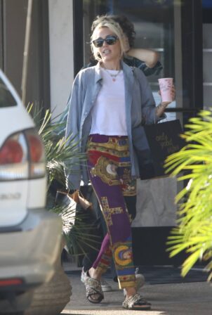 Miley Cyrus - With her boyfriend Maxx Morando out in Malibu