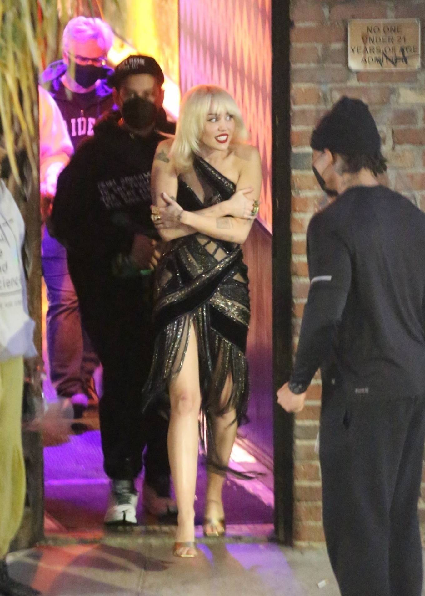Miley Cyrus 2021 : Miley Cyrus – With Pete Davidson filming together in Hollywood-48
