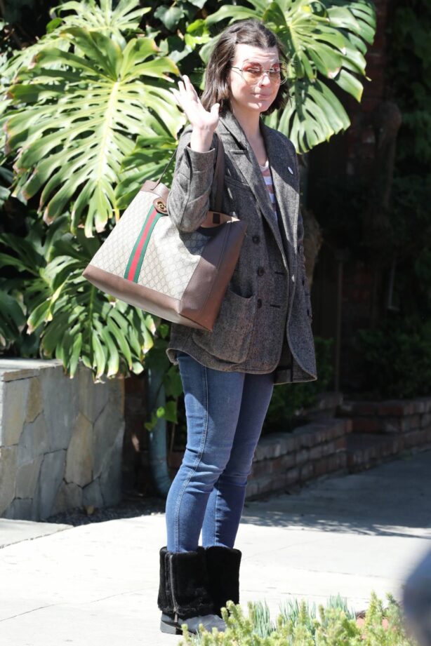 Milla Jovovich - Shopping candids on Melrose Place in West Hollywood