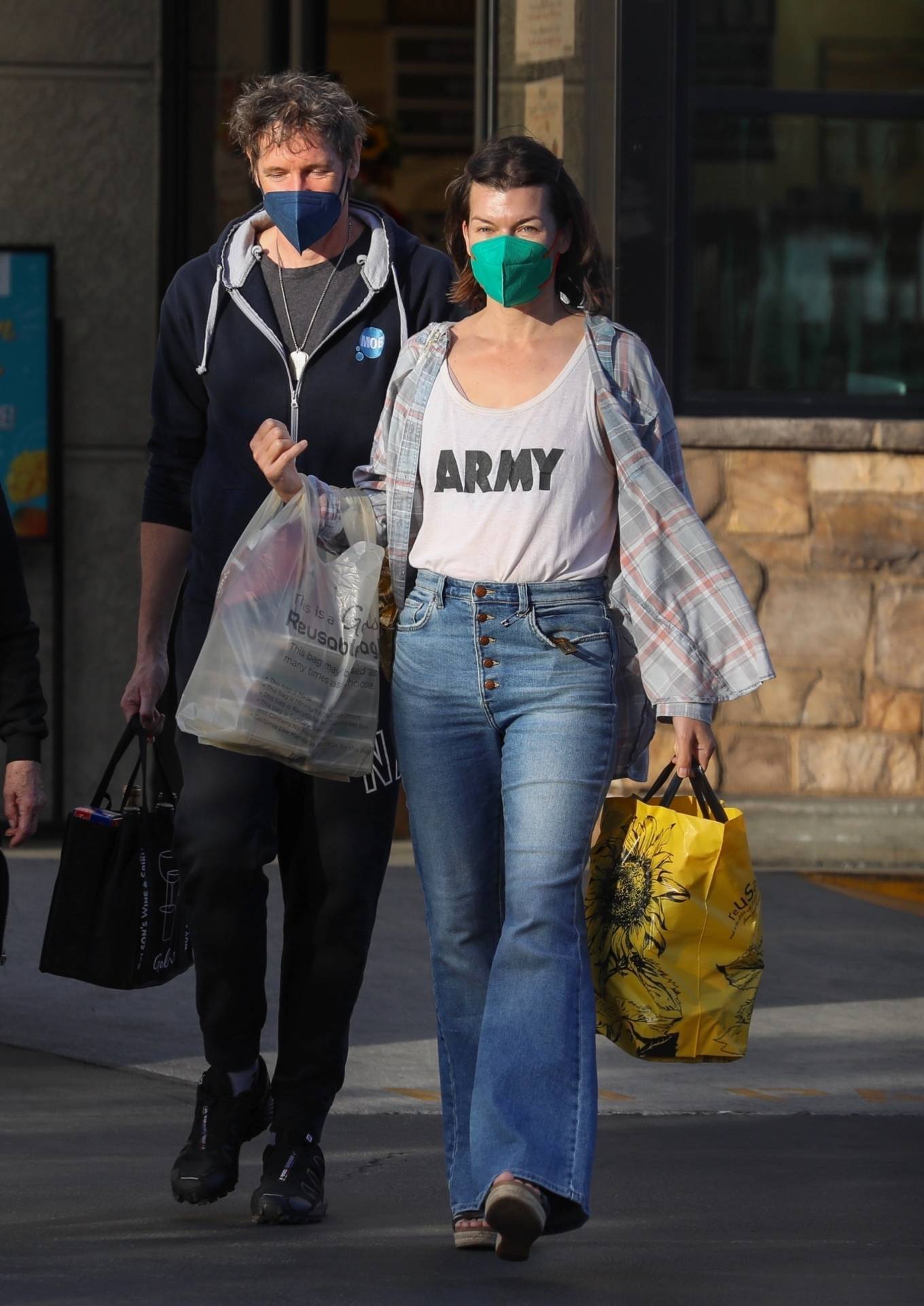 Milla Jovovich 2021 : Milla Jovovich – Shopping with her husband in Los Feliz-05