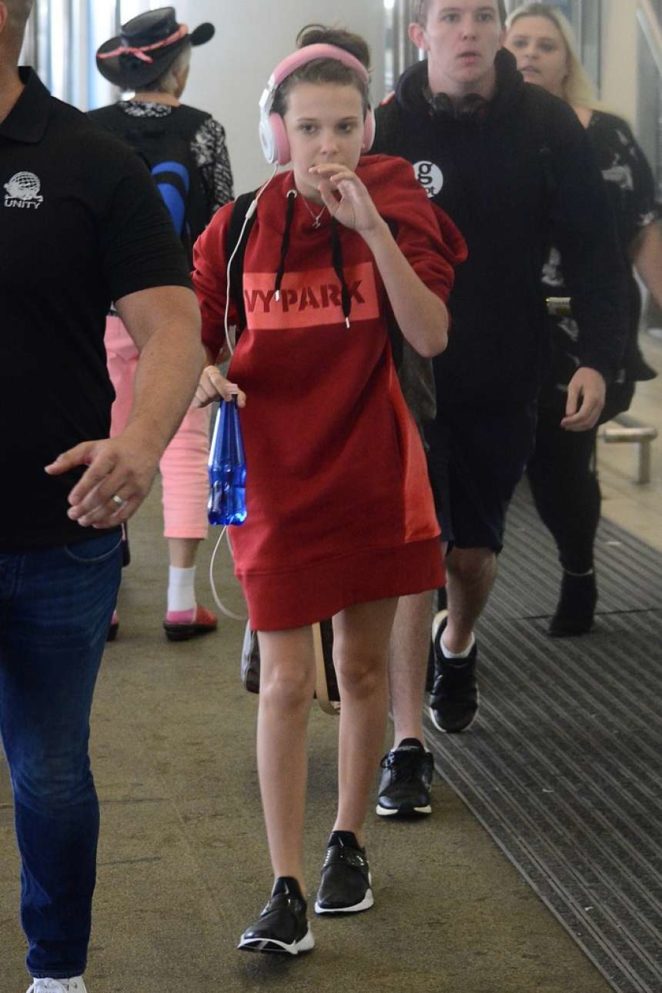 Millie Bobby Brown - Leaving Brisbane airport to Sydney