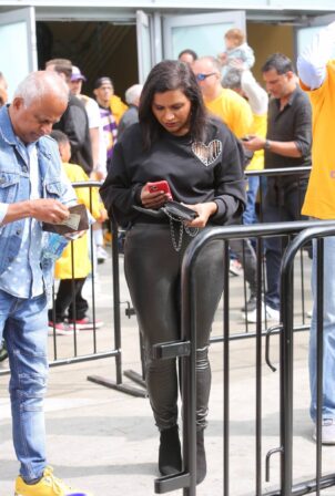 Mindy Kaling - Seen at Lakers game at the Crypto.com Arena in Los Angeles