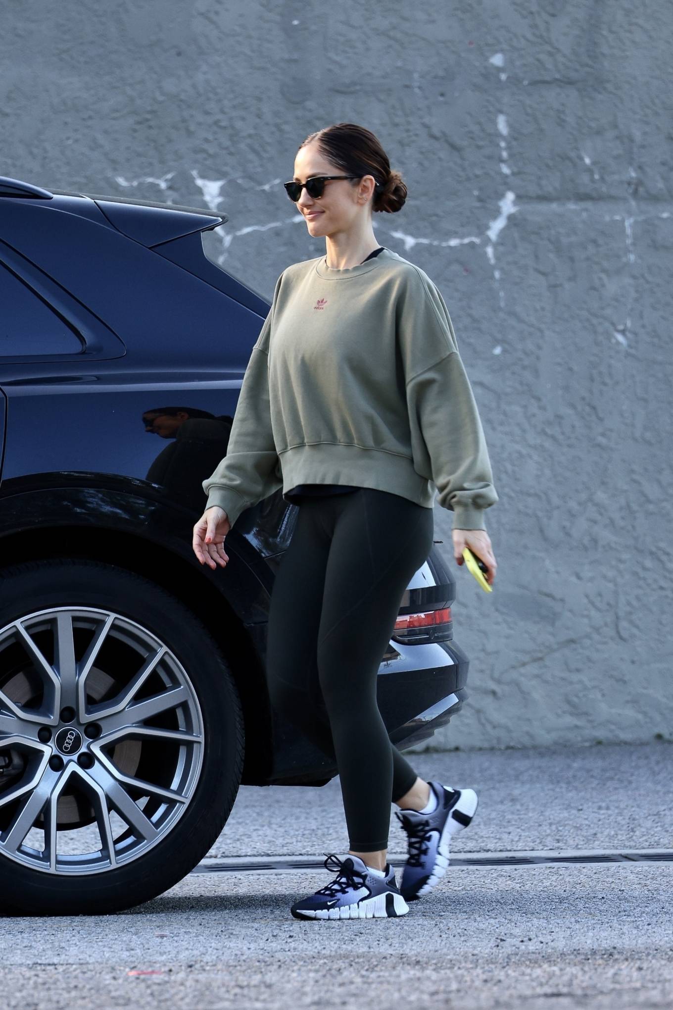 Minka Kelly 2023 : Minka Kelly – Exits the gym after workout in Los Angeles-10