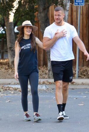 Minka Kelly - Seen with Dan Reynolds while out for a romantic hike in Los Angeles