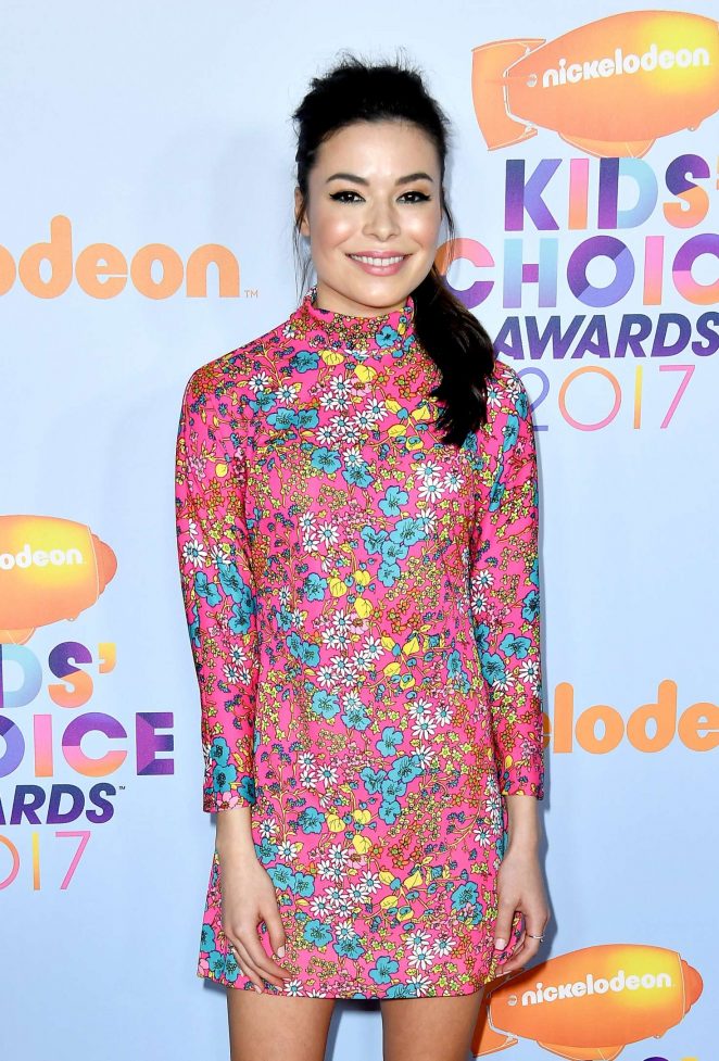 Miranda Cosgrove - 2017 Nickelodeon Kids' Choice Awards in LA