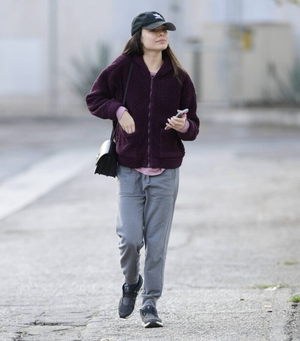 Miranda Cosgrove - Steps out in Los Angeles