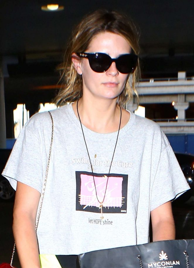Mischa Barton Arriving at LAX Airport in Los Angeles