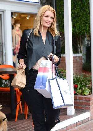 Mischa Barton Has Lunch at Fred Segal Cafe in LA