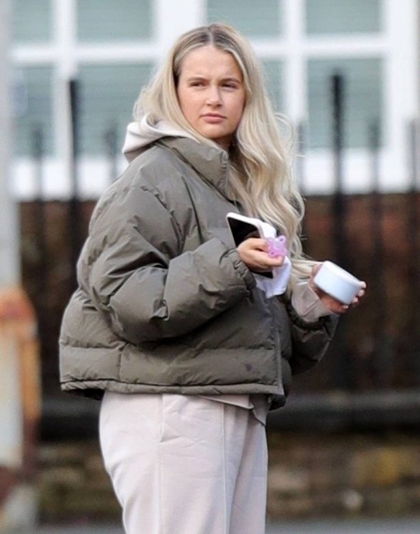Molly-Mae Hague - Steps Out for lunch in Manchester