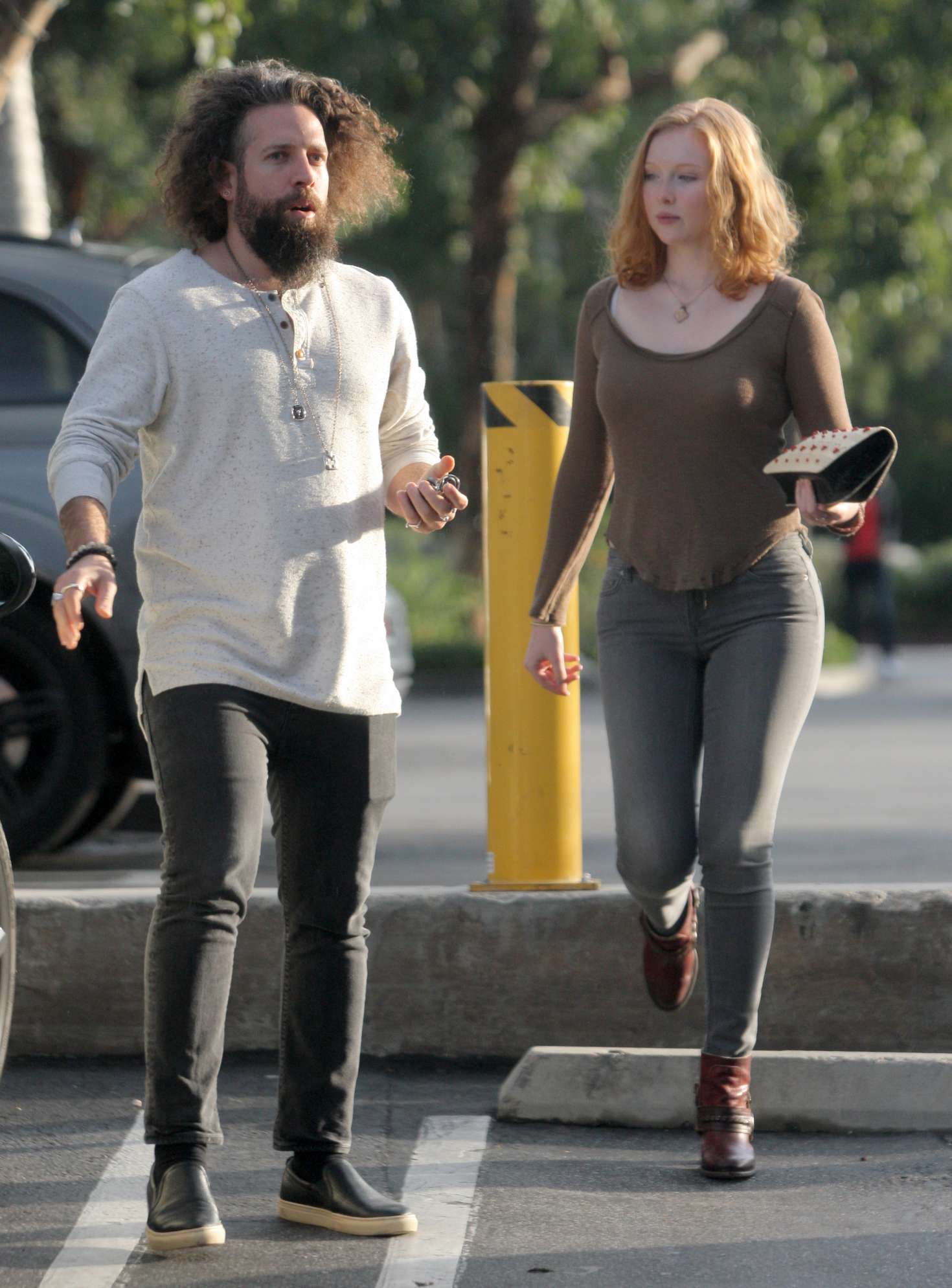 Molly Quinn in Skinny Jeans out in Los Angeles. 