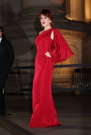 Molly Ringwald - 2023 CFDA Fashion Awards in NYC