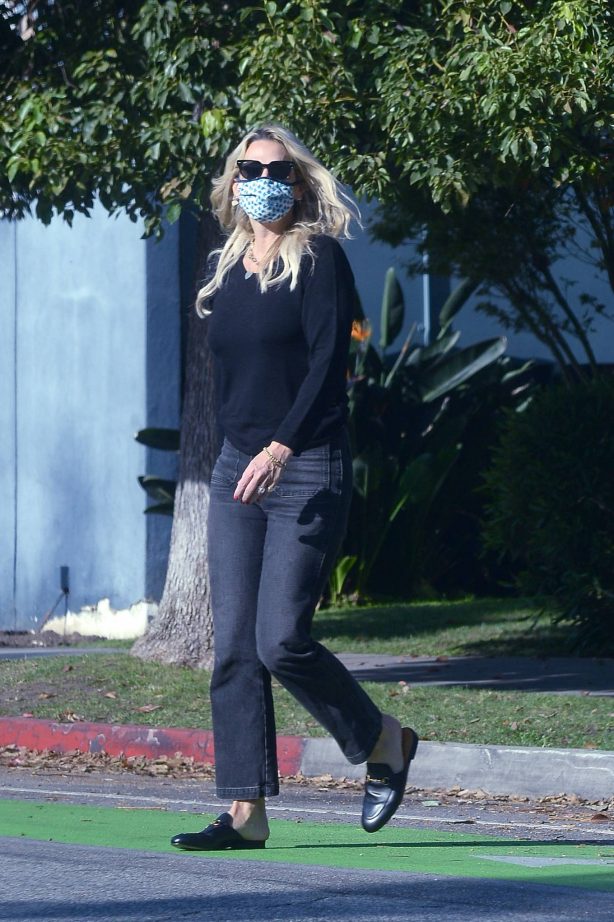 Molly Sims - out and About in Los Angeles