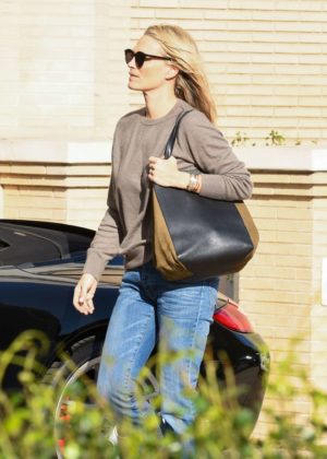 Molly Sims - Out shopping in Los Angeles