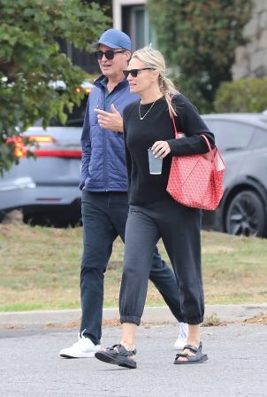 Molly Sims - With her husband Scott Stuber out in Santa Monica