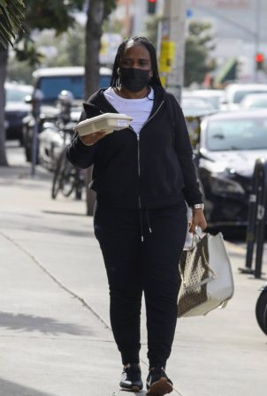 Monica Braithwaite - Rihanna's mother stops by Erewhon Market in West Hollywood