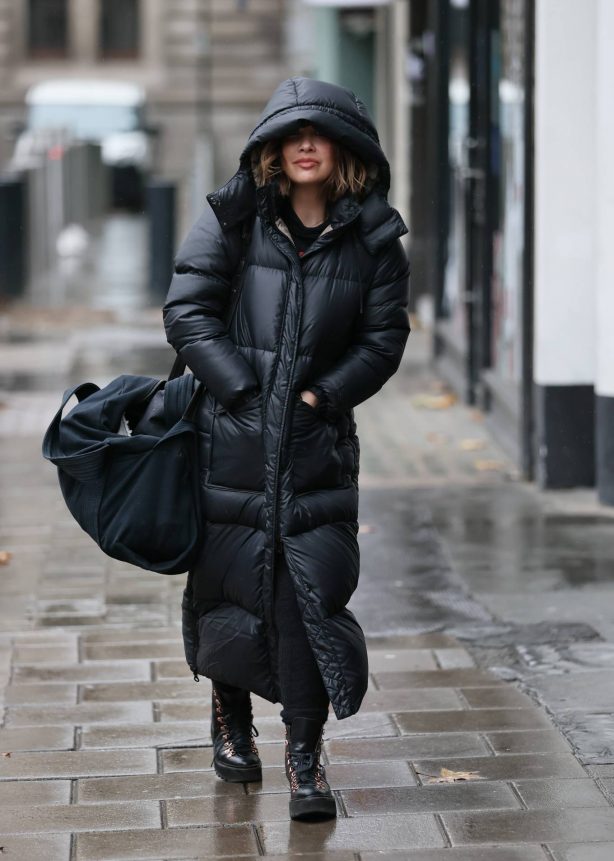 Myleene Klass - In a warm coat arriving at Smooth radio in London