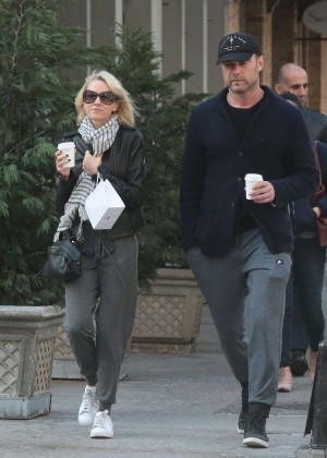 Naomi Watts and Live Schreiber out in New York