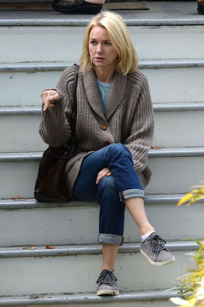 Naomi Watts - Filming 'The Book Of Henry' in New York
