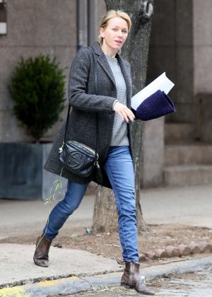 Naomi Watts in Jeans Leaves her apartment in NY