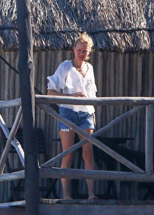 Naomi Watts on vacation in Tulum