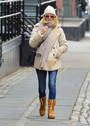 Naomi Watts - Out and about in NY