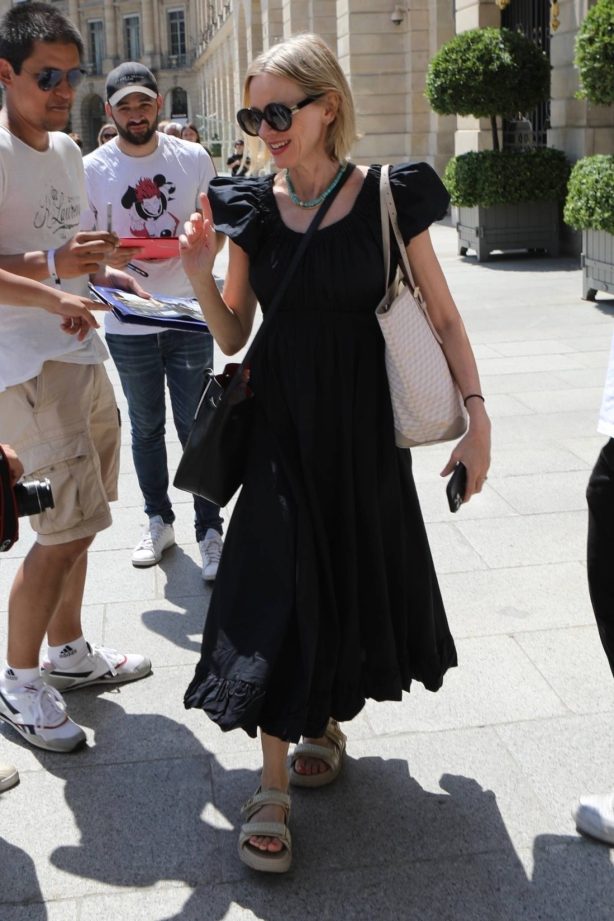 Naomi Watts - Pictured in Paris