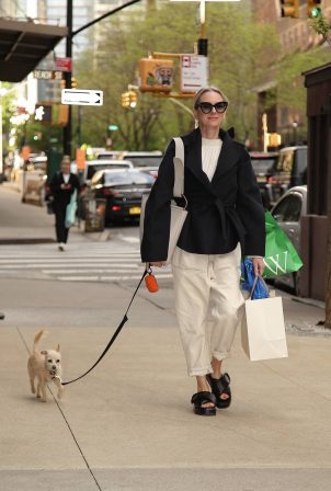 Naomi Watts - Shopping candids at A J.Crew event in New York