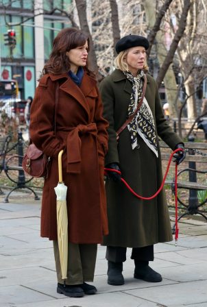 Naomi Watts - With Carla Gugino film 'The Friend' in Downtown Manhattan