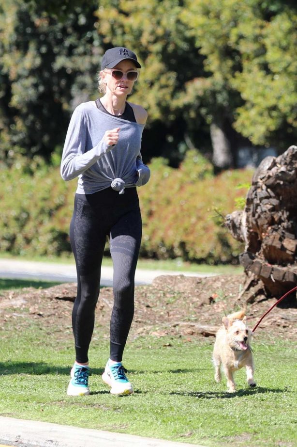 Naomi Watts with Liev Schreiber goes for a jog in Brentwood