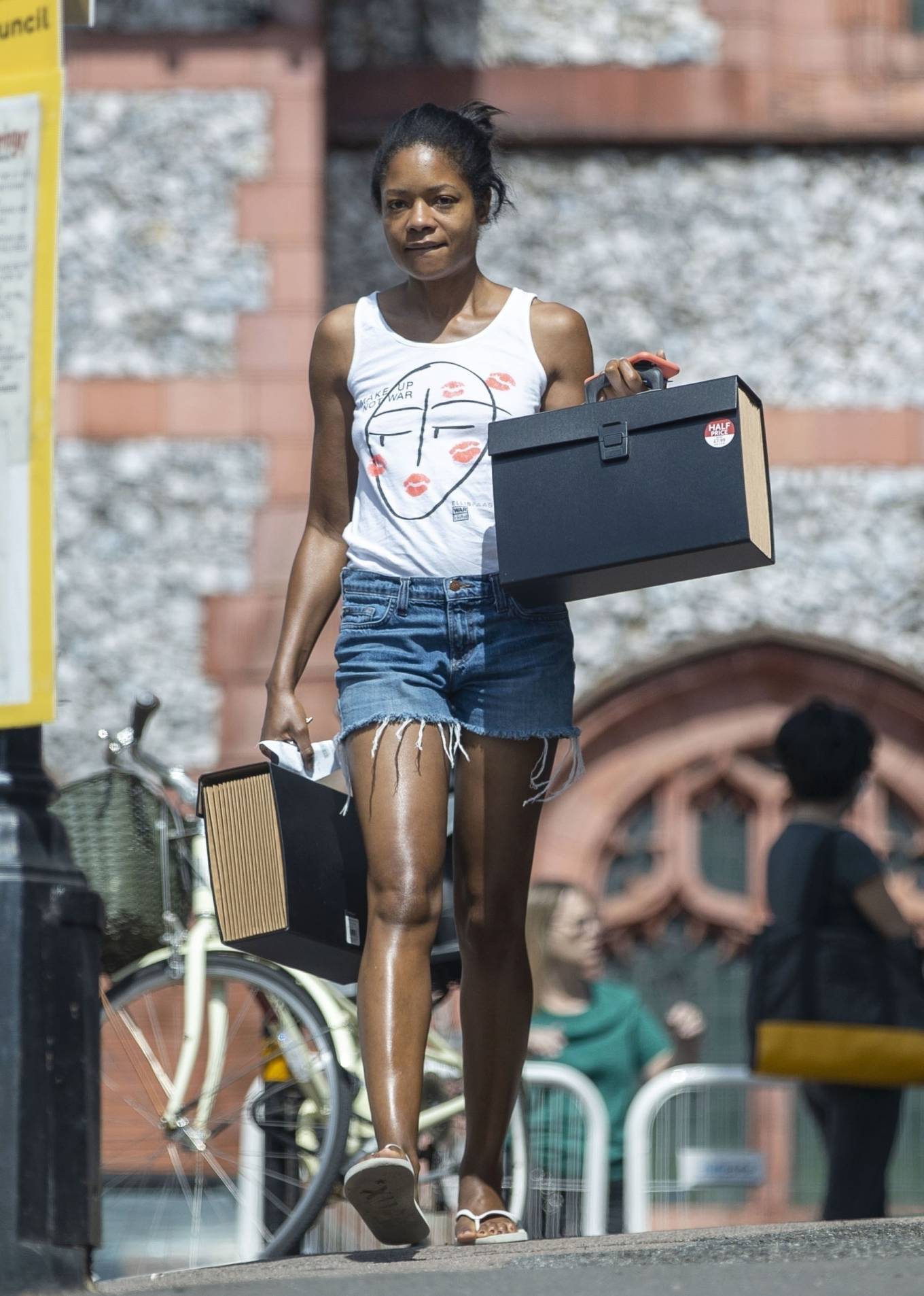 Naomie Harris – Out in North London