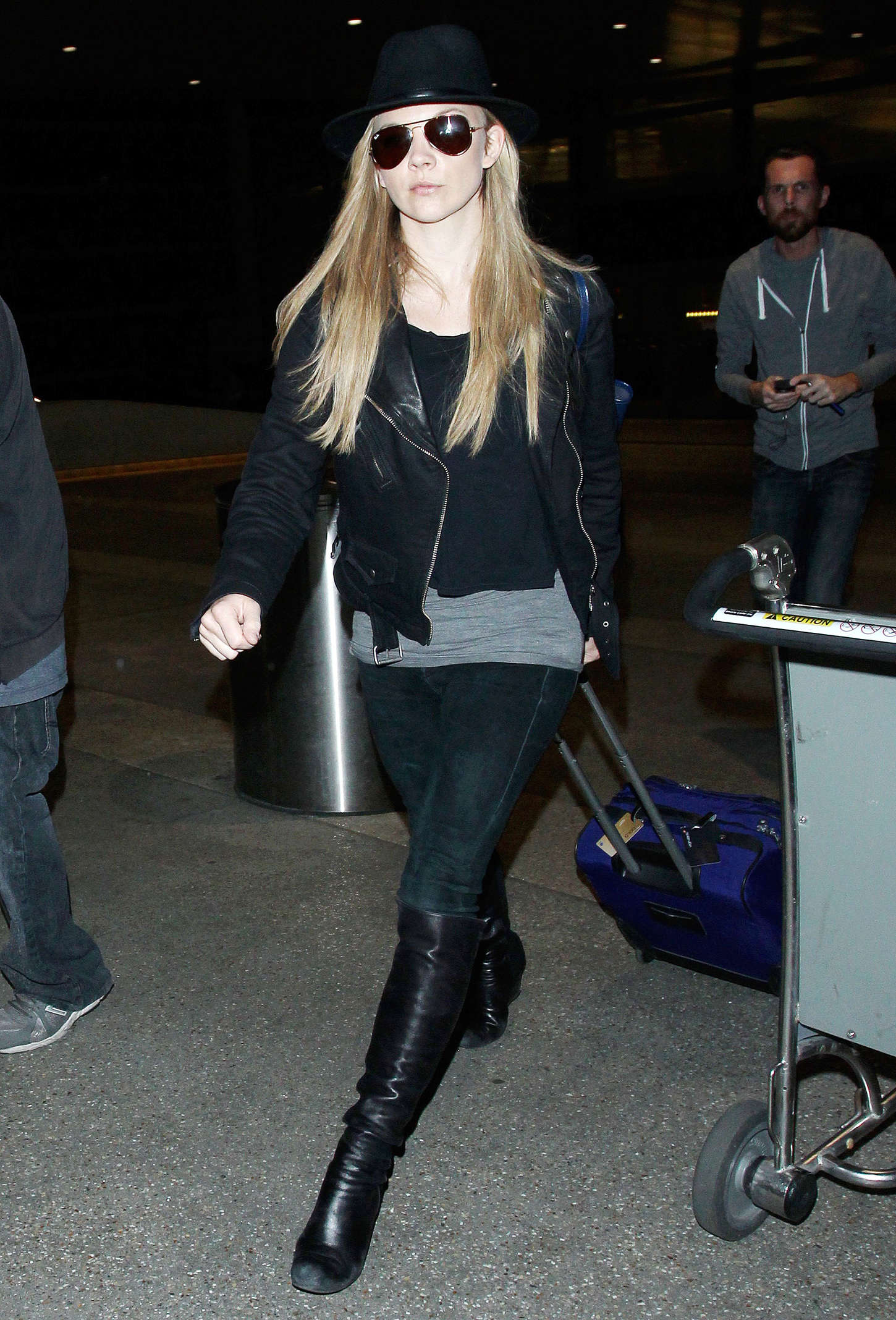 Natalie Dormer in Jeans at LAX -06 | GotCeleb