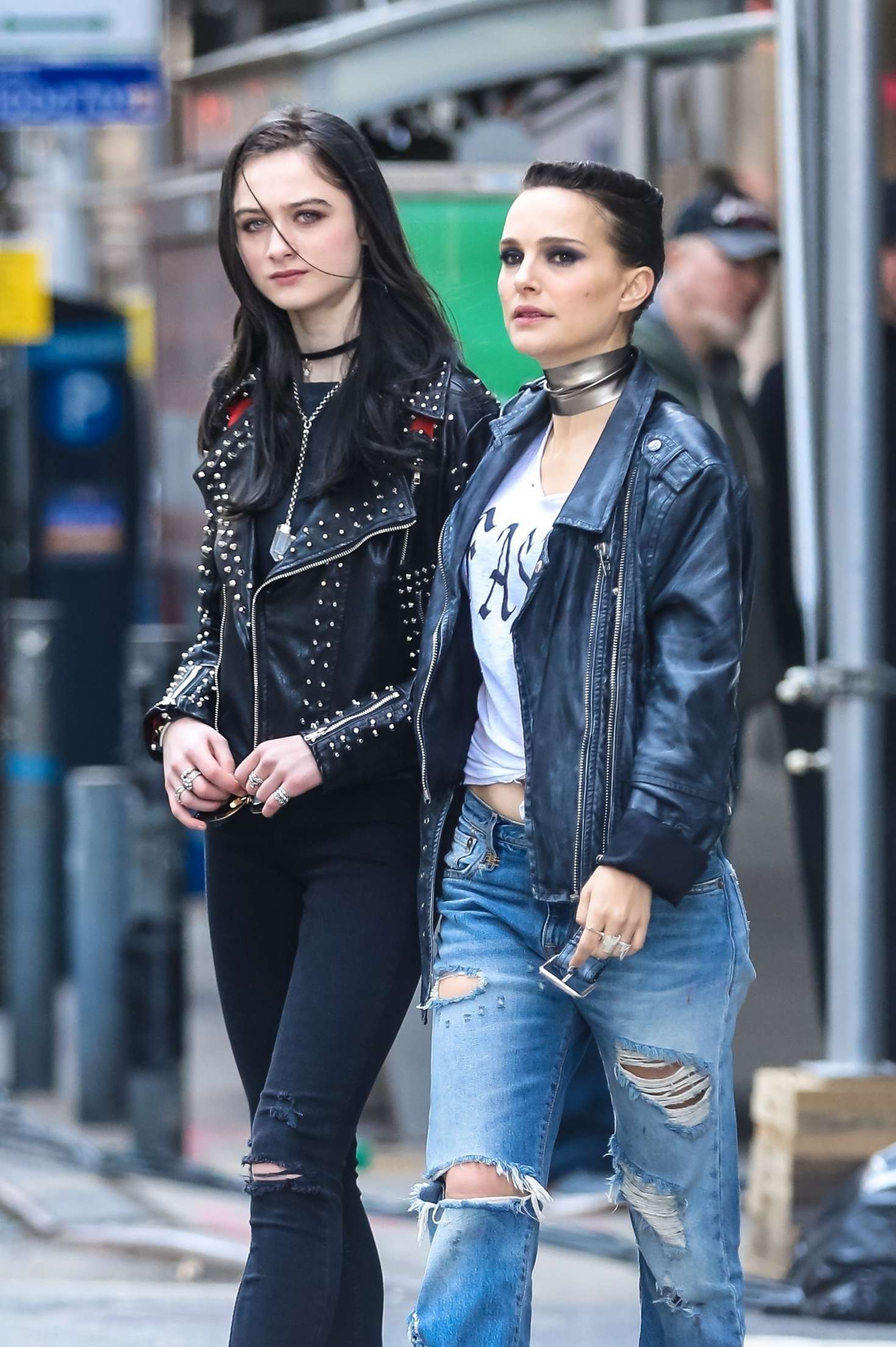 Natalie Portman and Raffey Cassidy - Filming new movie 'Vox Lux' in New York