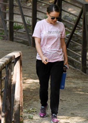 Natalie Portman Hiking in Los Feliz