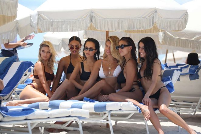 Natasha, Devin, Tess, Anna Rosa and Vitiello Hana in Bikini on Miami Beach