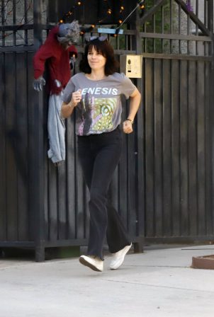 Neve Campbell - Seen while out in Los Angeles