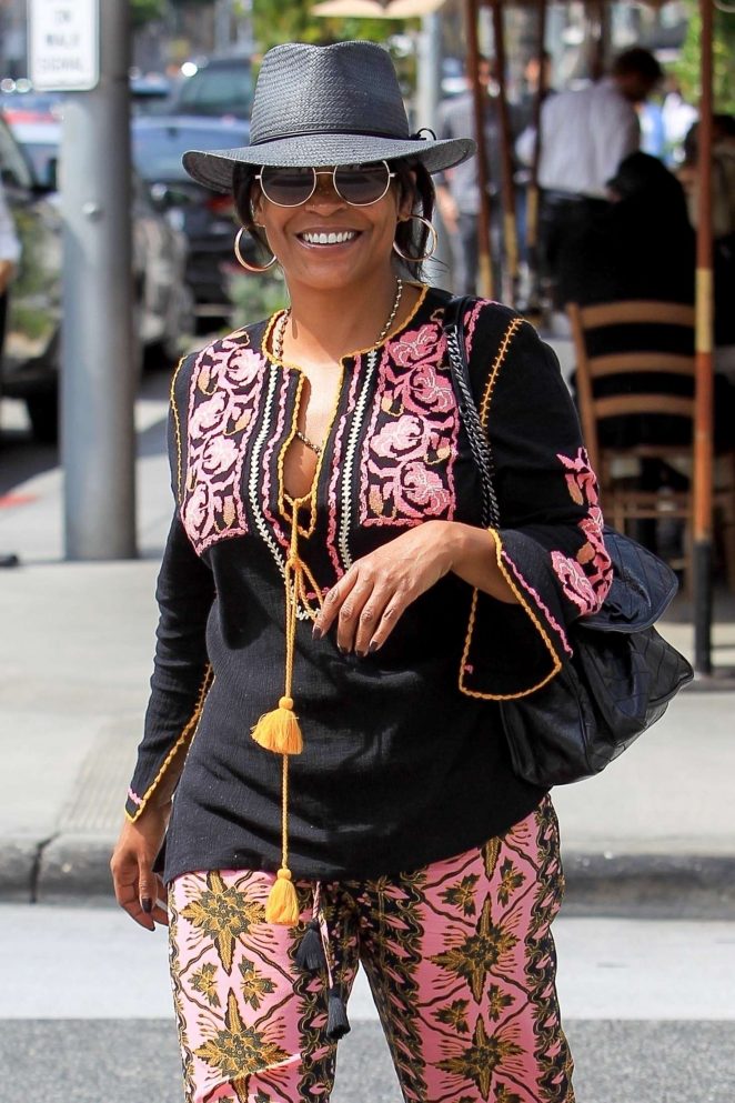 Nia Long - Out for lunch at Il Pastaio in Beverly Hills