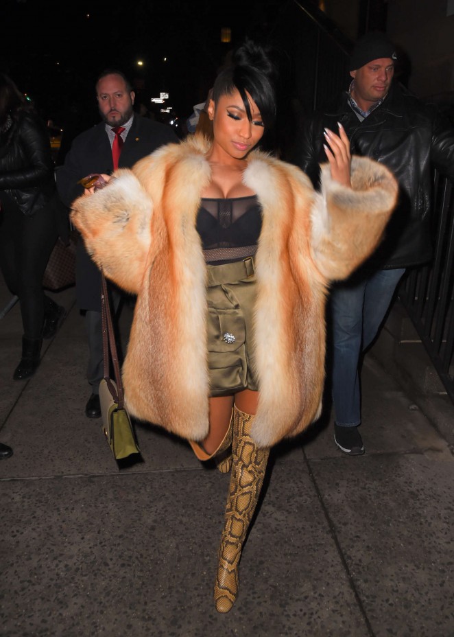Nicki Minaj in Tight Dress Out in NYC