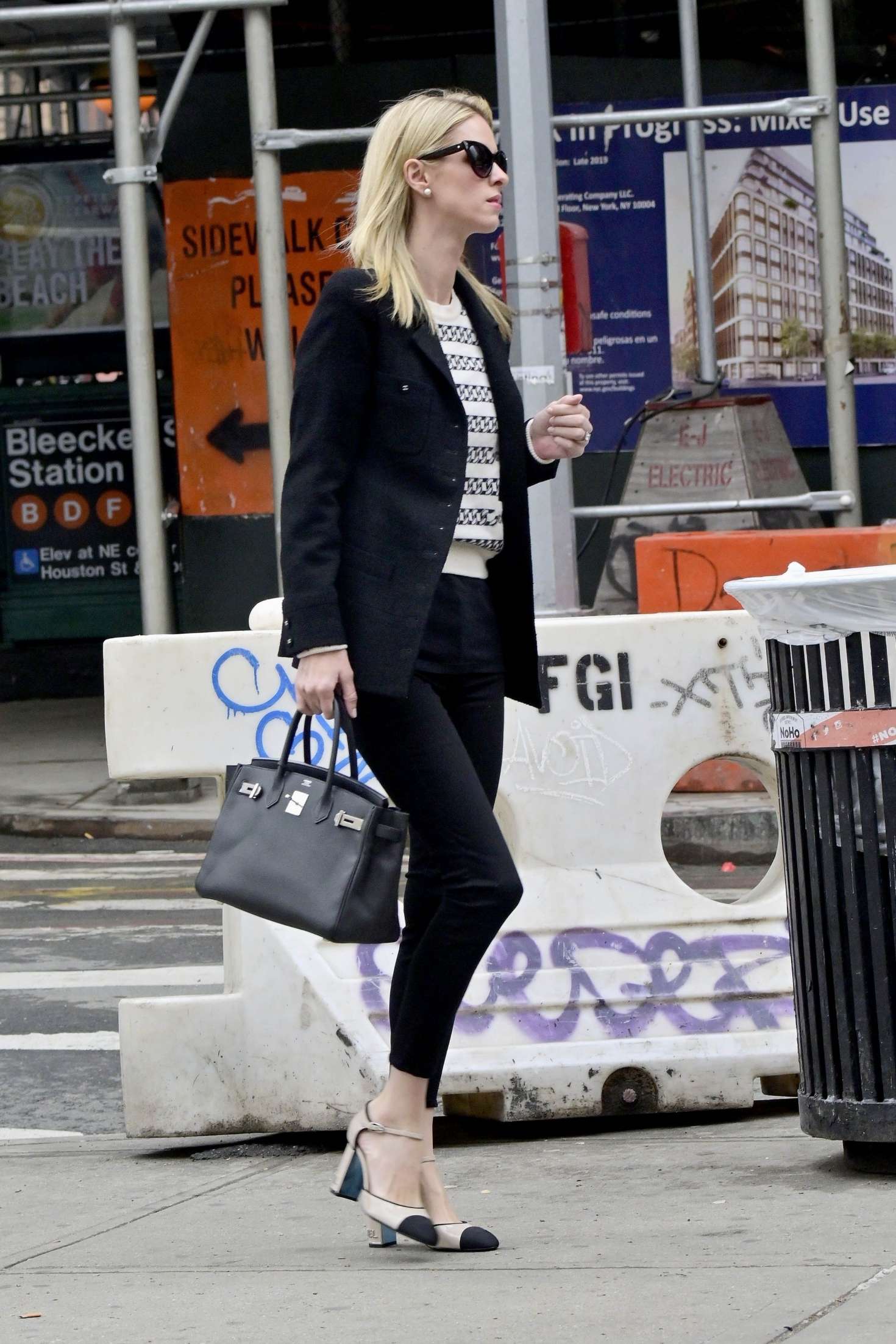 Nicky Hilton 2019 : Nicky Hilton: Heads for a meeting in Soho -08