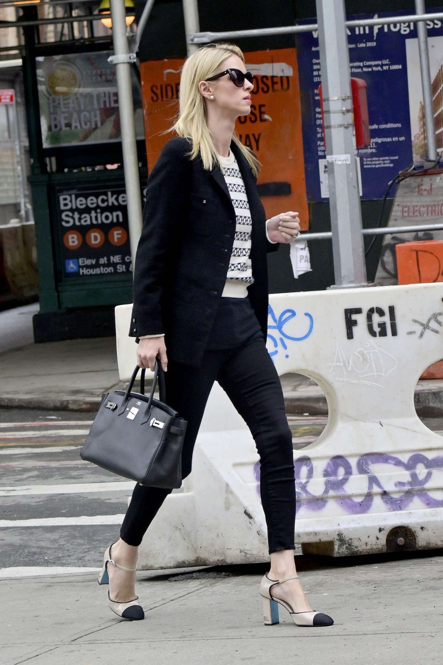 Nicky Hilton 2019 : Nicky Hilton: Heads for a meeting in Soho -10