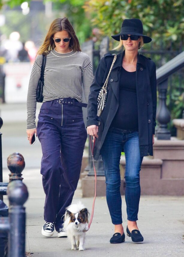 Nicky Hilton - Seen on a stroll in New York