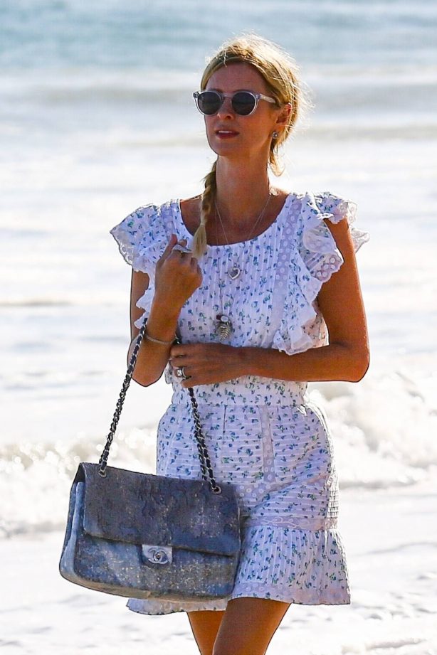 Nicky Hilton - Seen on the beach with her family in Malibu