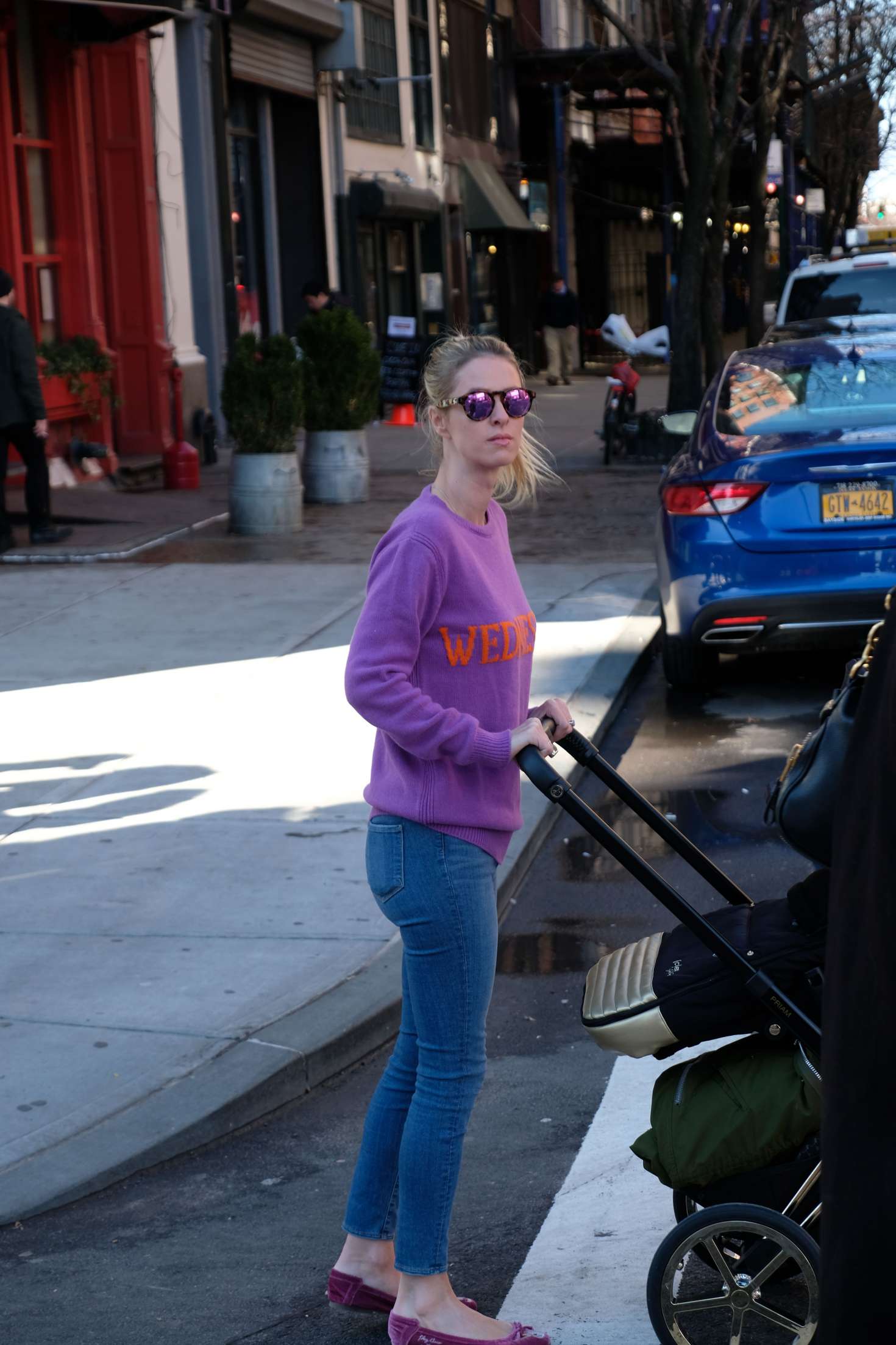 Nicky Hilton 2017 : Nicky Hilton with her baby out in Soho -07