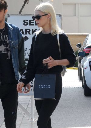 Nicola Peltz in Black Shopping in Beverly Hills
